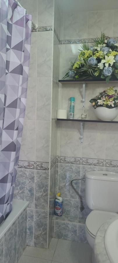Acuario Shared Flat Piso Compartido Est Partage الشقة مشتركة Apartment Benalmadena Exterior photo